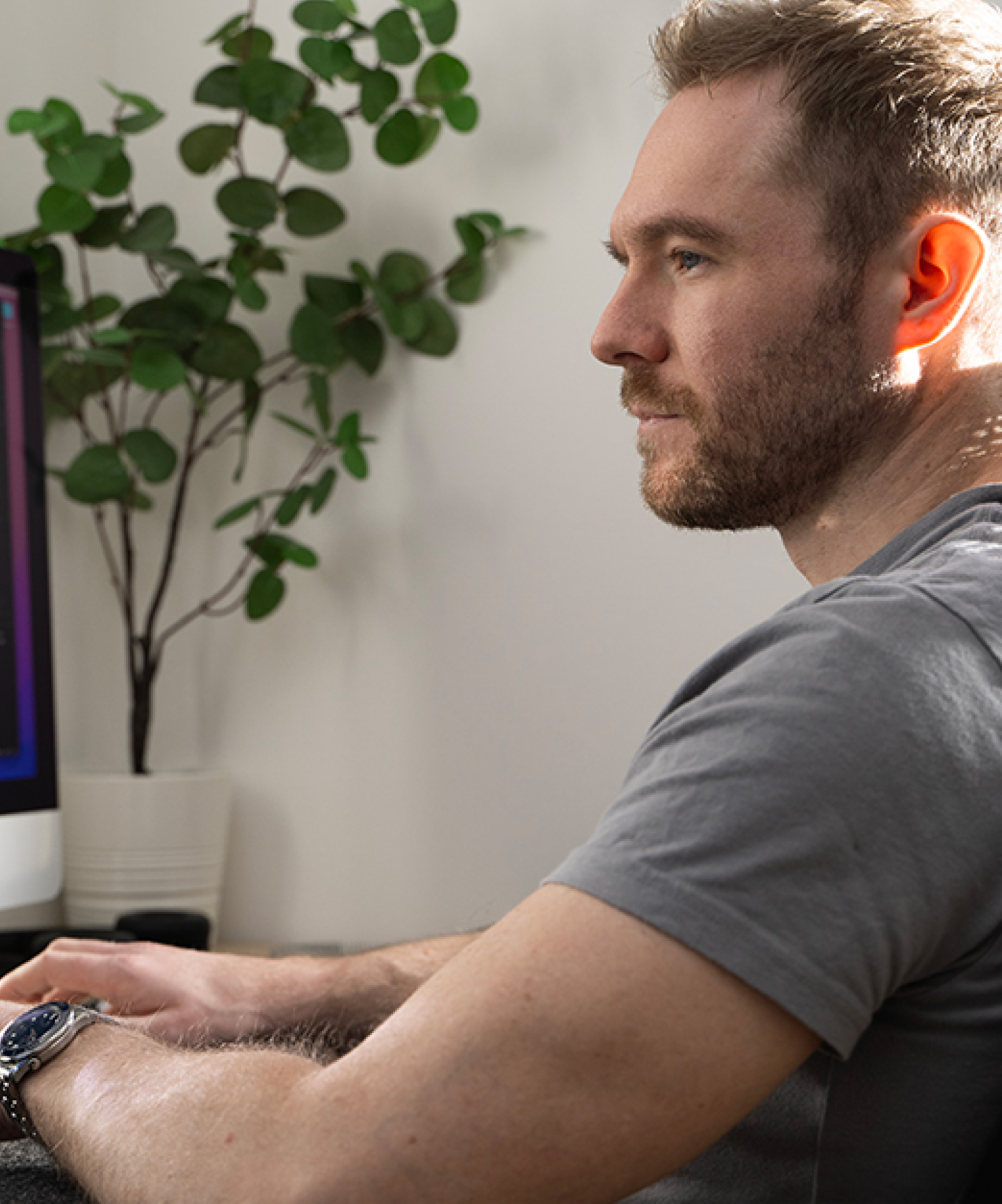 Ryan Findlay at desk