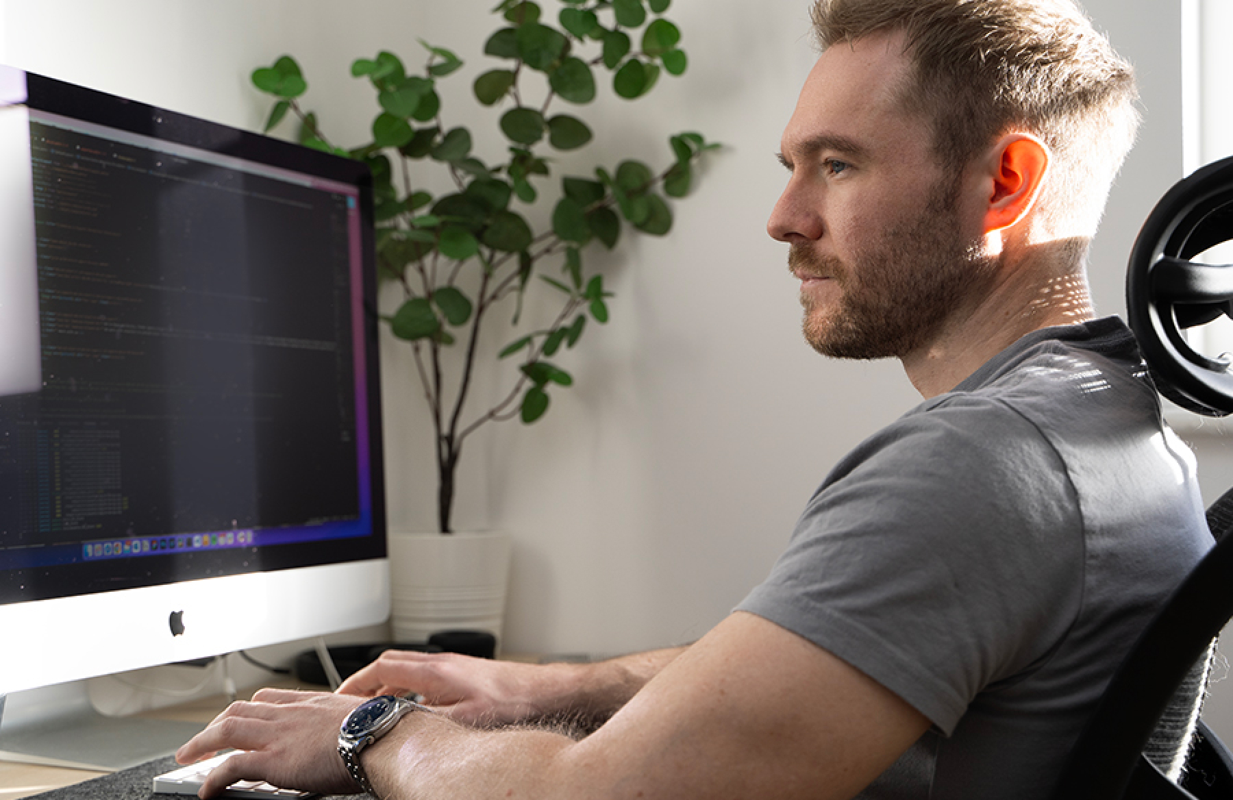 Ryan Findlay typing